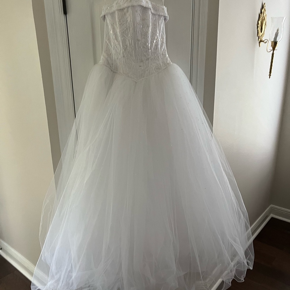 David's Bridal White Tulle Ball Gown